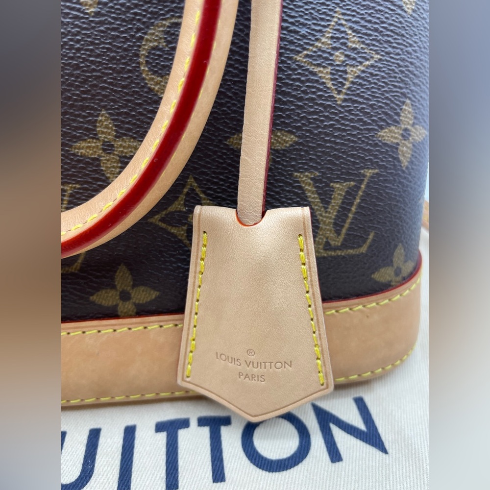 Louis Vuitton Monogram Alma BB Bag - Picture 5 of 17